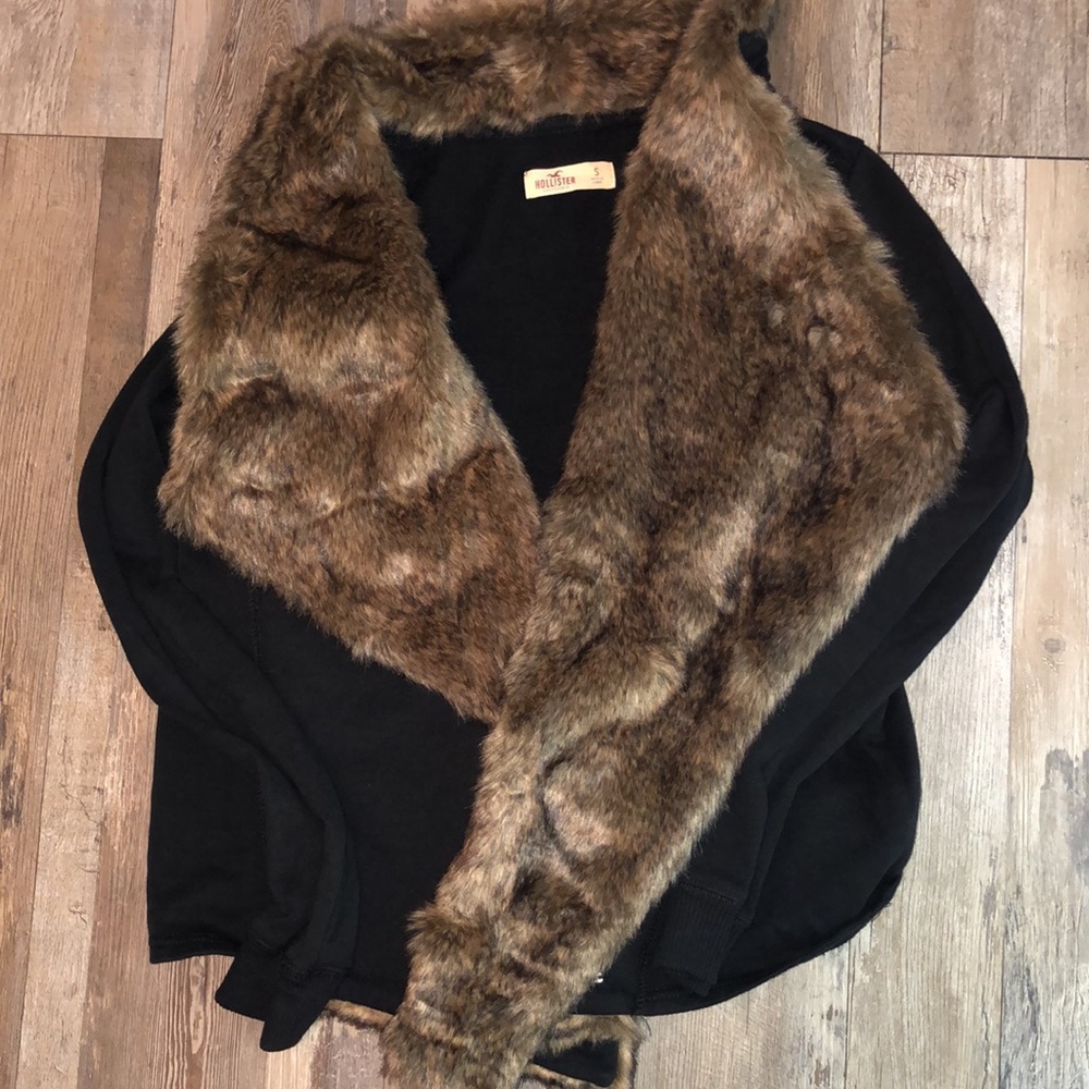 Hollister faux fur black cardigan/jacket. Size S. - Picture 5 of 8